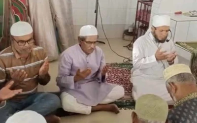 লালপুরে সমাজকল্যাণ প্রতিমন্ত্রীর সুস্থতা কামনায় দোয়া মাহফিল