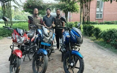 দিনাজপুরে তিনটি চোরাই মোটরসাইকেল উদ্ধার
