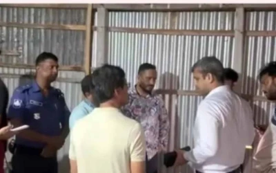 সিরাজগঞ্জের কামারখন্দে অবৈধ সার মজুত, জামায়াত নেতার জরিমানা ও সার জব্দ
