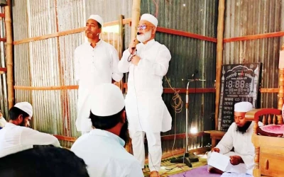 কালীগঞ্জে কোটি টাকার বেশি ব্যয়ে গোলাবাড়ী জামে মসজিদের নির্মাণকাজ উদ্বোধন