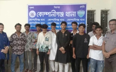 নোয়াখালীতে কিশোর গ্যাং বিরোধী অভিযানে আটক ৪৫