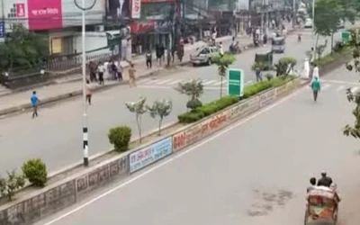 মিরপুর ১০ নম্বরের ফুটপাত এখন ফাঁকা