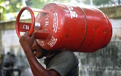 এলপিজির দাম বৃদ্ধির কারণ কী- জানাল বিইআরসি