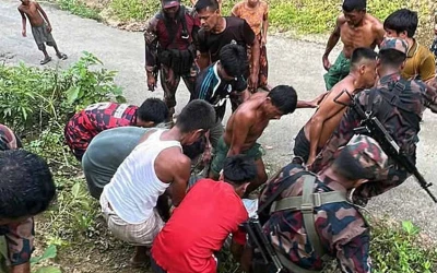 থানচিতে পর্যটকবাহী গাড়ি খাদে, নিহত ২