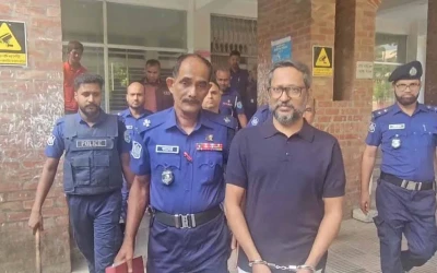 নিজ বাড়ি থেকে সাবেক এমপি নাইমুজ্জামান মুক্তা গ্রেপ্তার