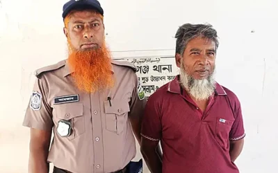 বাজিতে জীবন্ত শালিক খেয়ে গ্রেপ্তার