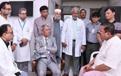 ভূমিমন্ত্রীকে দেখতে হাসপাতালে রাষ্ট্রপতি