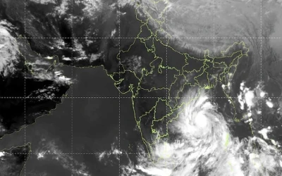 অর্ণবের গতিপথ অন্ধ্র উপকূলের দিকে, বাংলাদেশে কী প্রভাব