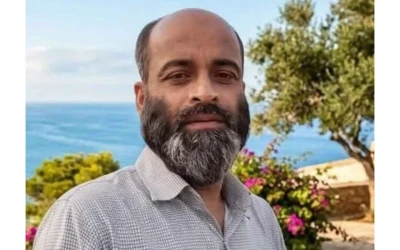 ঘোড়াশালে দুই মোটরসাইকেলের মুখোমুখি সংঘর্ষে একজন গুরুতর আহত